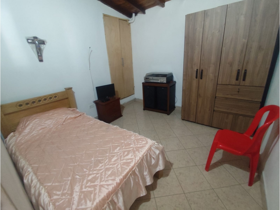 EN VENTA CASA EN BUENOS AIRES MIRAFLORES, MEDELLIN PISO 3 — foto 2