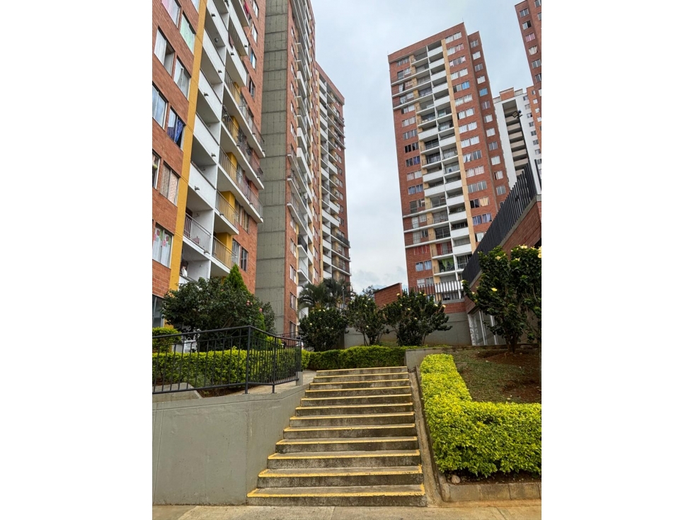 EN VENTA APARTAMENTO EN BELLO, PISO 16