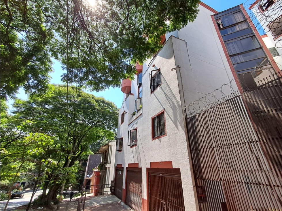APARTAMENTO EN VENTA EN PRADO, MEDELLIN PISO 4