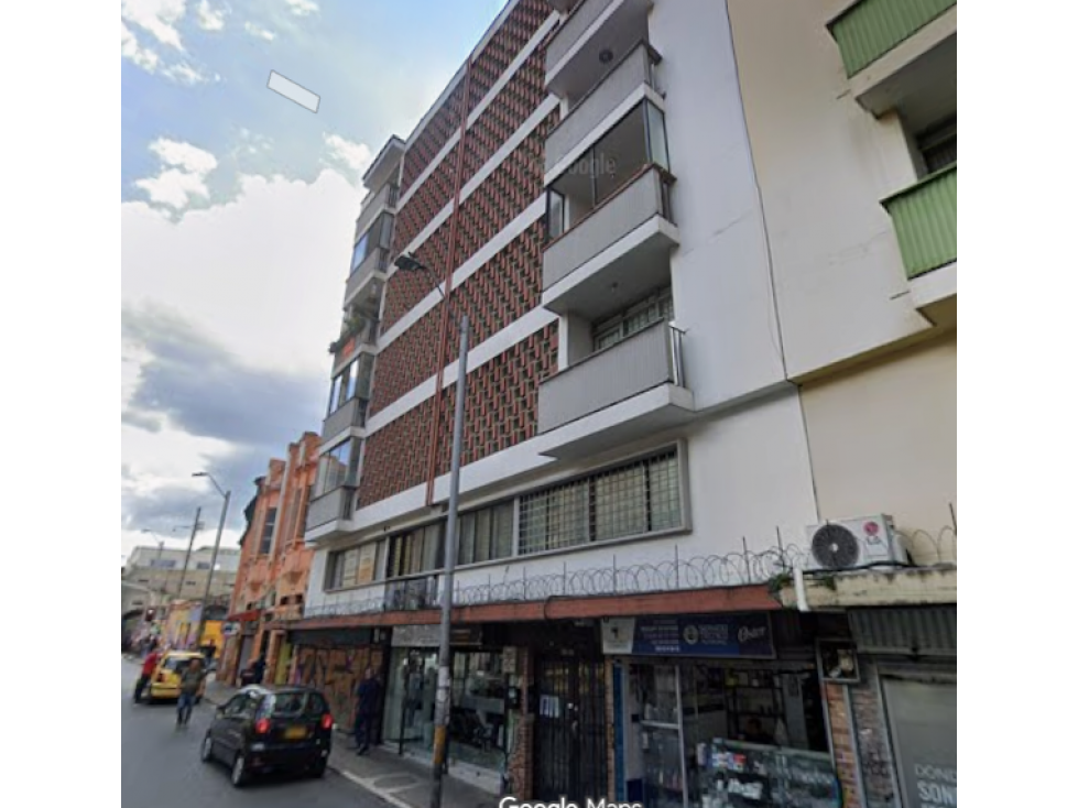 EN VENTA APARTAMENTO EN LA CANDELARIA, MEDELLIN PISO 5