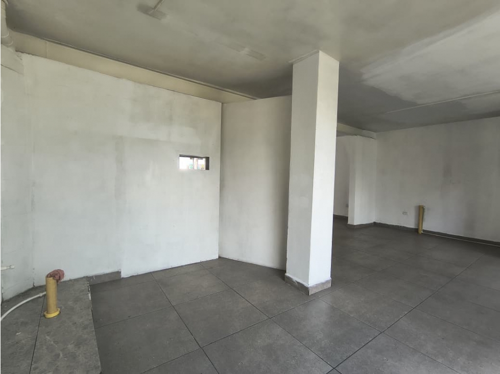Local en arriendo en San Gabriel Itagüí — foto 4