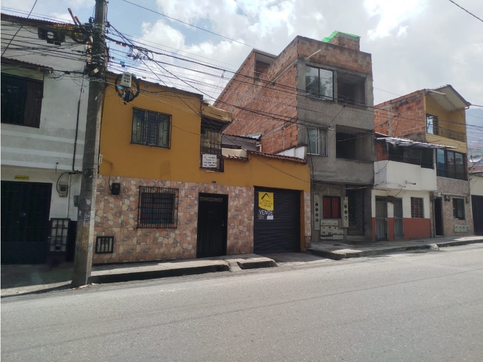 CASA LOTE EN VENTA VILLA HERMOSA MEDELLIN, PISO 1 y 2 — foto 2