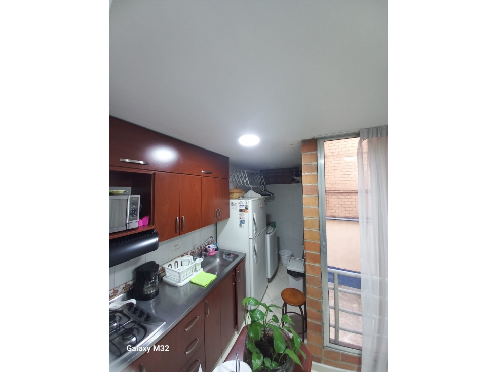 EN VENTA APARTAMENTO EN BOMBONA, MEDELLIN PISO2 — foto 3
