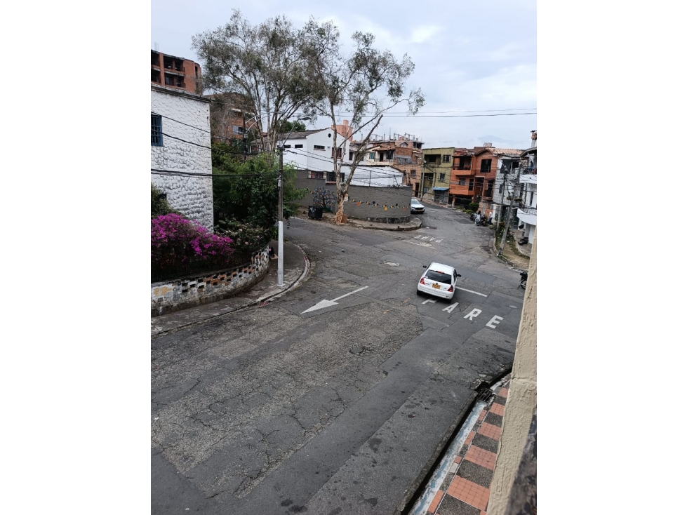 CASA EN VENTA BUENOS AIRES, MEDELLIN PISO 1 — foto 6