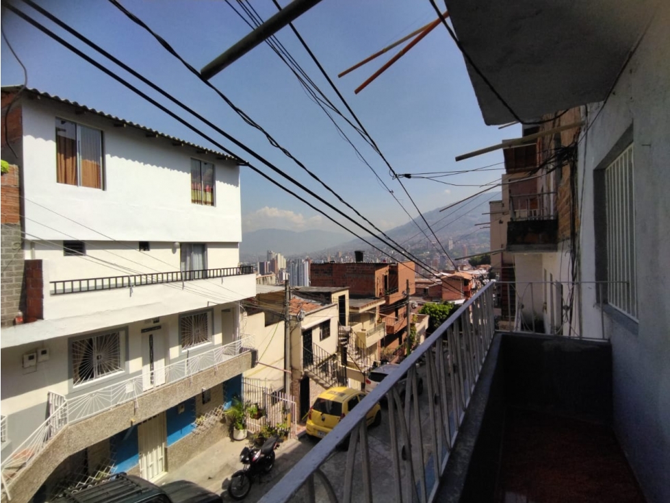 BAJO DE PRECIO APARTAMENTO EN VENTA EN LAS PALMAS MEDELLIN, PISO 2 — foto 3