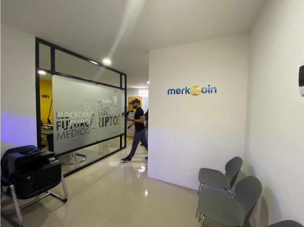 OFICINA EN VENTA CALASANZ MEDELLIN PISO 2 - 2