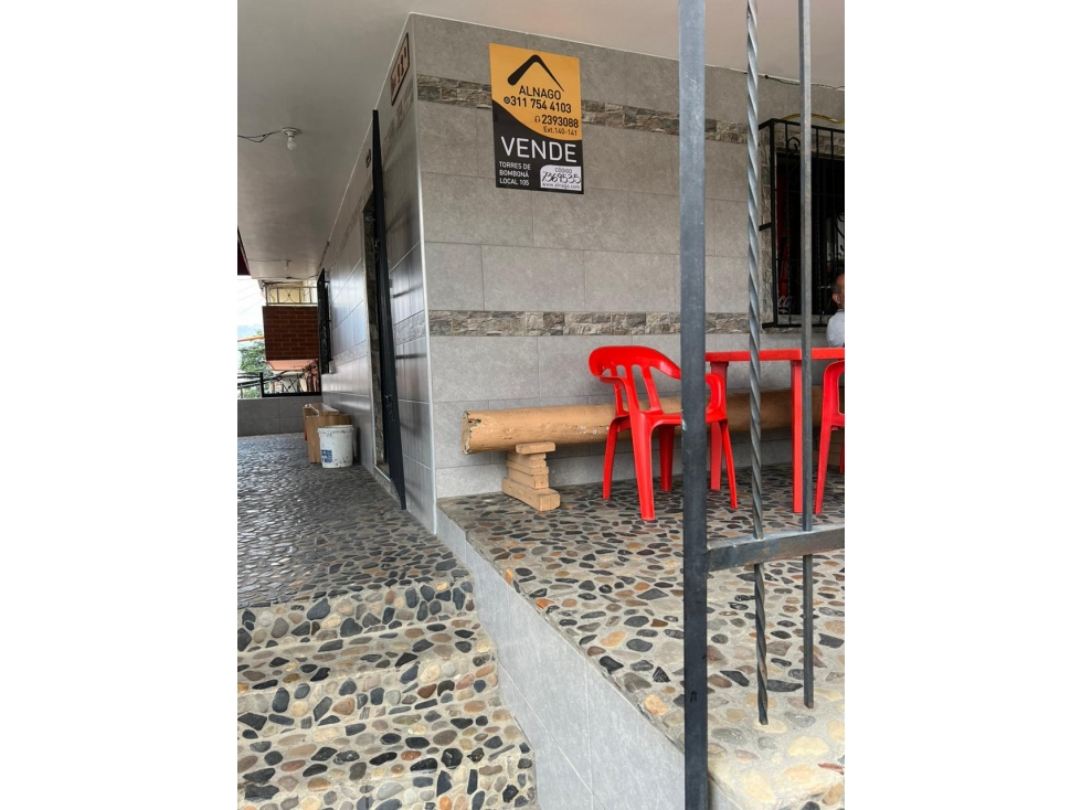 BAJO DE PRECIO! LOCAL EN VENTA MANRIQUE SAN BLAS , MEDELLIN — foto 3