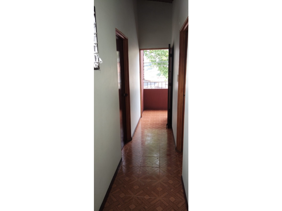 EN VENTA CASA EN BUENOS AIRES, MEDELLIN PISO 3 — foto 5