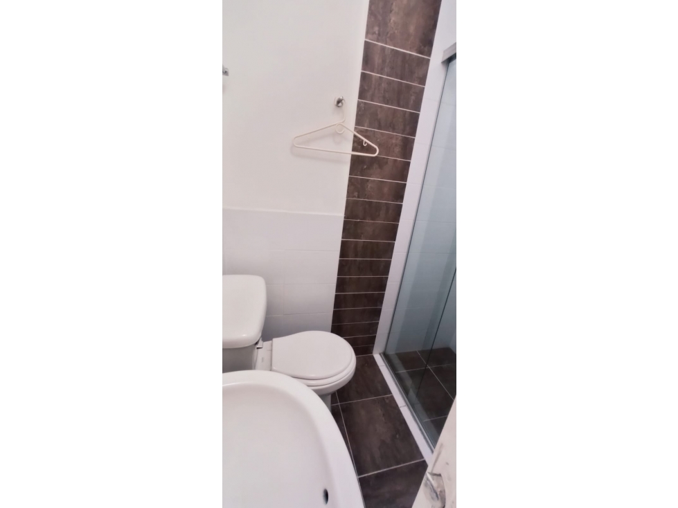 APARTAMENTO EN VENTA EN LAURELES MEDELLIN, PISO 2 — foto 3