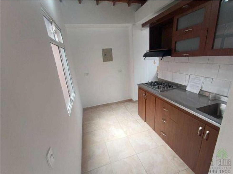 EN VENTA APARTAMENTO EN EL SECTOR DE LA MILAGROSA, MEDELLIN PISO 4 — foto 4