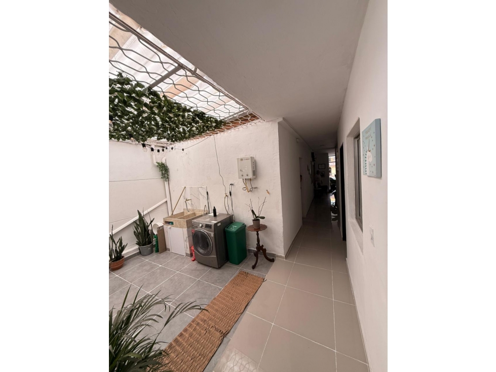 EN VENTA CASA EN CAMPO VALDEZ, MEDELLIN PISO 2 — foto 5