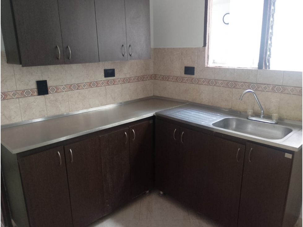 EN VENTA CASA EN BOSTON MEDELLIN.,PISO 1