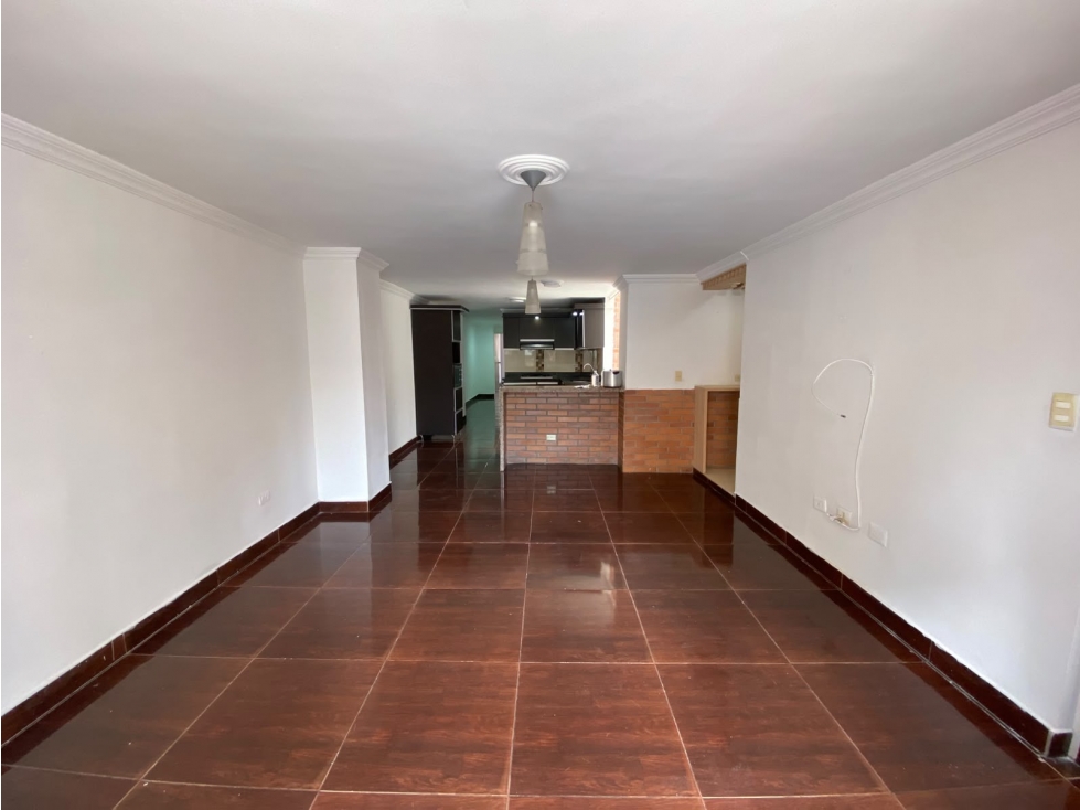 Apartamento en arriendo en La Castellana Medellín - 2