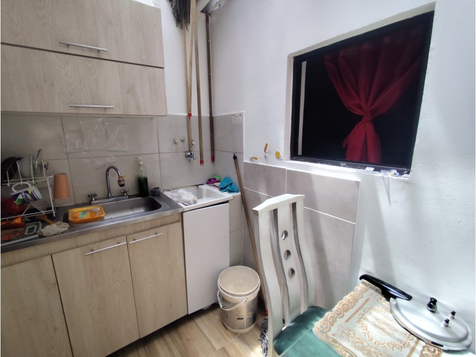 EN VENTA APARTAMENTO MAS LOCAL EN CAICEDO MEDELLIN — foto 6