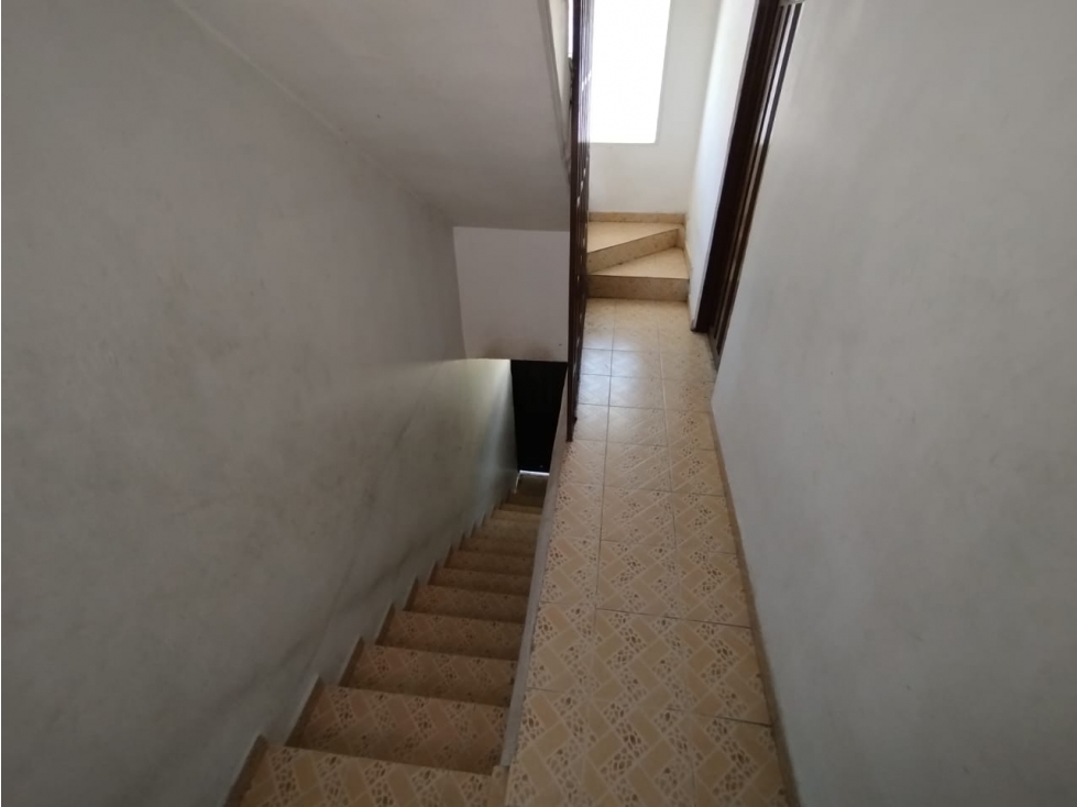 CASA EN VENTA EN VILLA HERMOSA,MEDELLIN PISO 2 Y 3 — foto 6