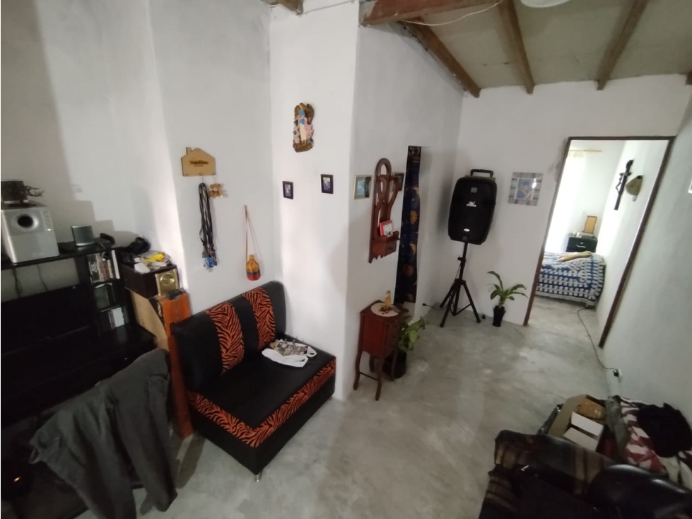 CASA DE 3 PISOS EN VENTA EN QUINTA LINDA MEDELLÍN — foto 6