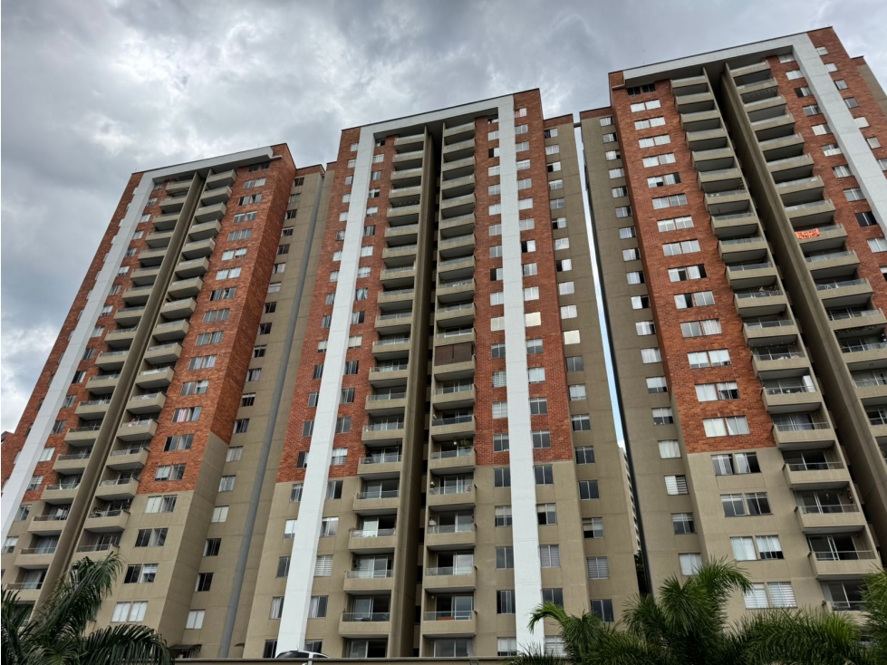 EN VENTA APARTAMENTO EN BELEN LOMA DE LOS BERNAL, MEDELLIN PISO 15