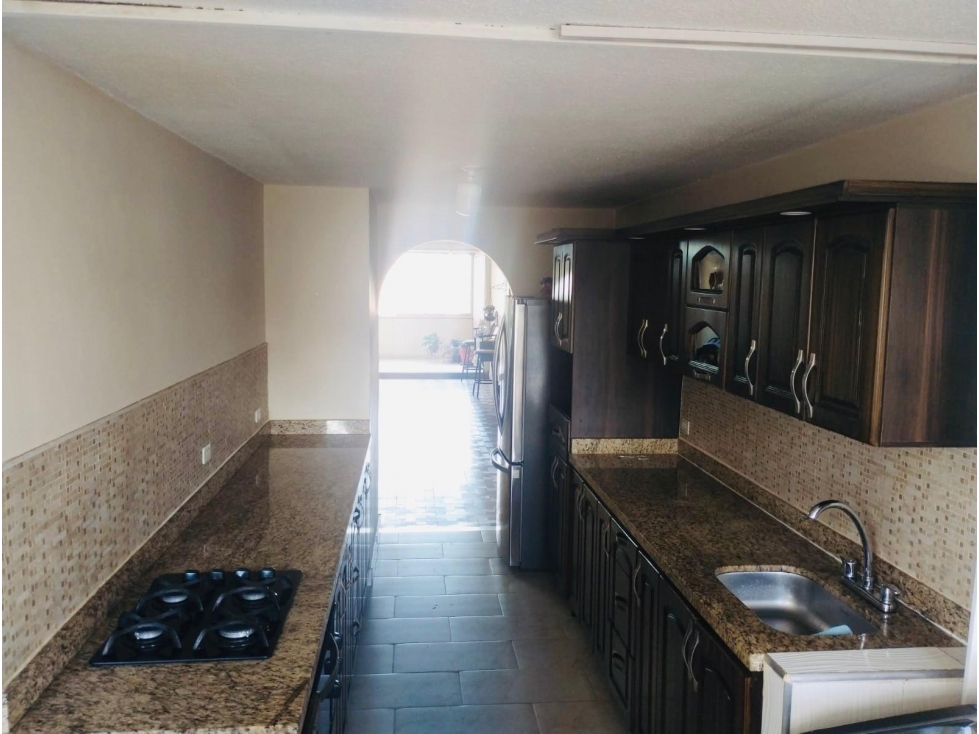 EN VENTA APARTAMENTO EN EL CENTRO,MEDELLIN PISO 10 — foto 2