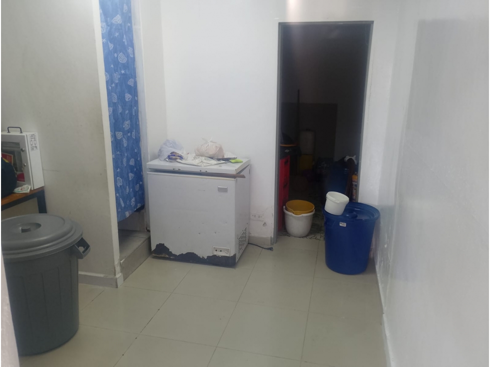 LOCALES EN VENTA EN MANRRIQUE MEDELLIN PISO 1 — foto 5