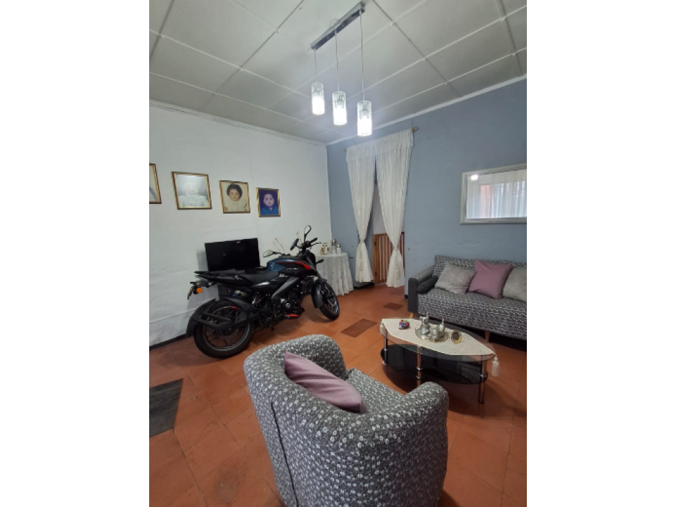 EN VENTA CASA LOTE EN BUENOS AIRES, MEDELLIN PISO 1 — foto 5