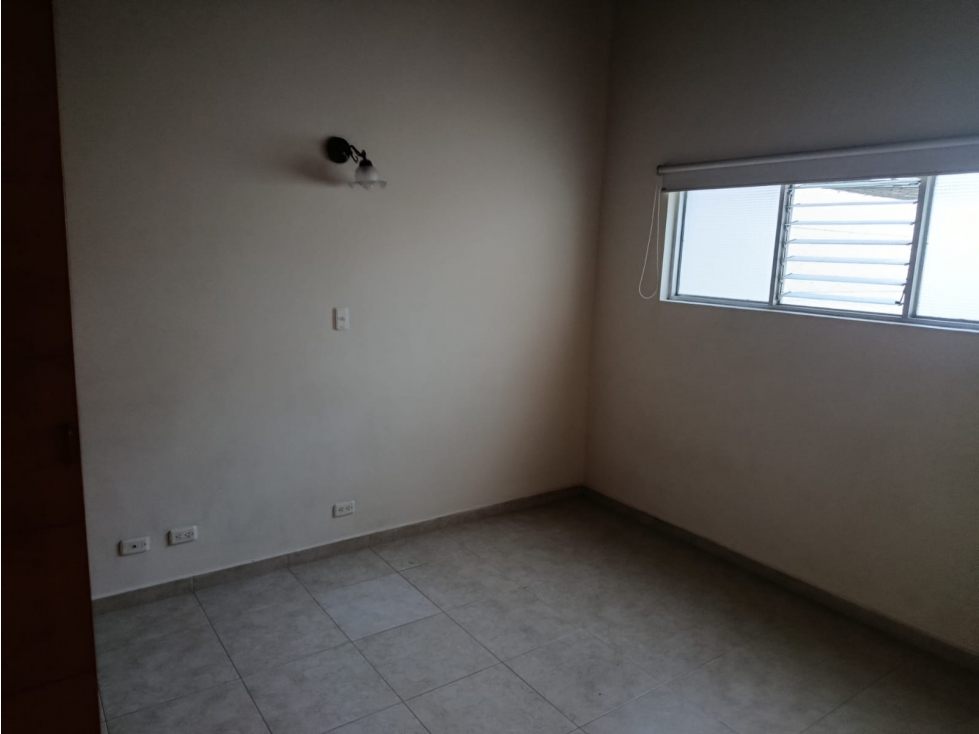 Apartamento en arriendo en Calasanz Medellín — foto 4