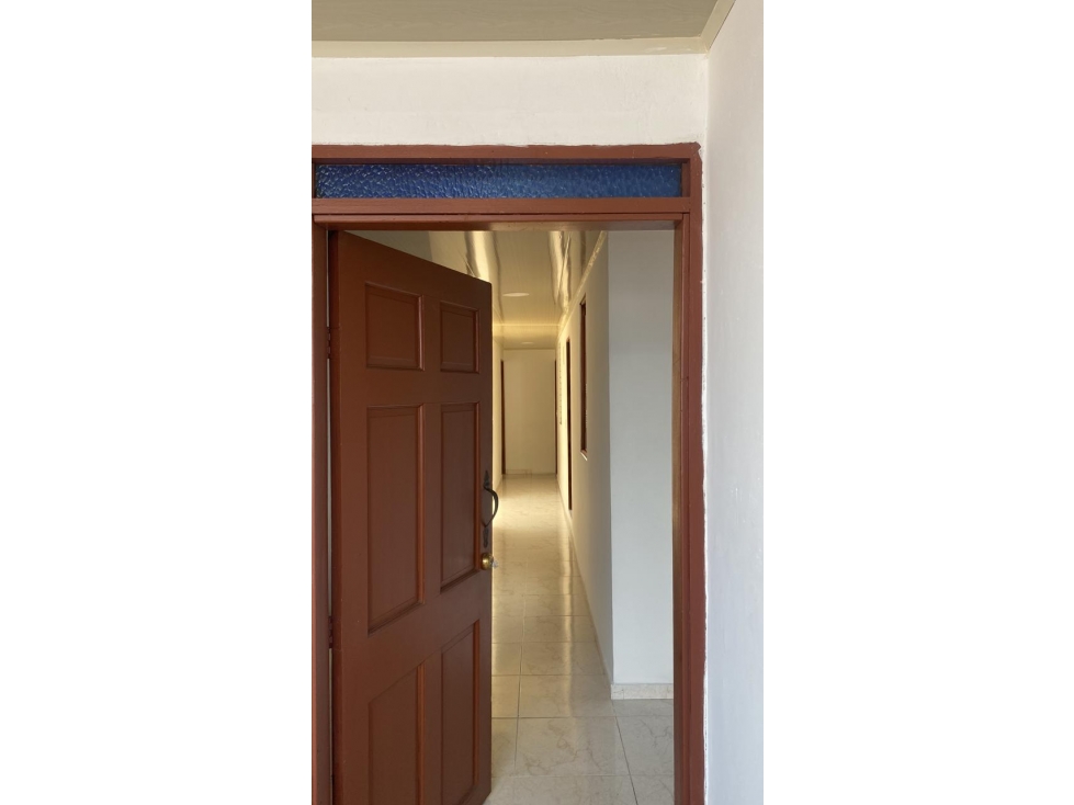CASA CON TERRAZA 3° PISO VENTA EN LAS PALMAS, MEDELLIN — foto 2