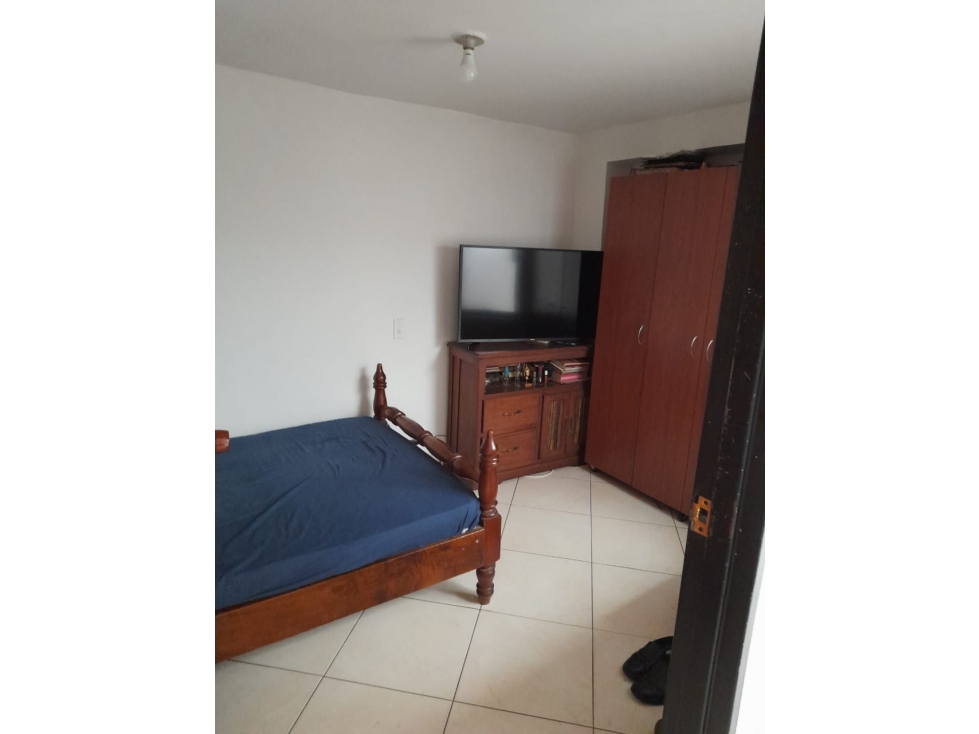 CASA UNIFAMILIAR EN VENTA BARRIO LA PALMA , MEDELLIN. DOS NIVELES — foto 4