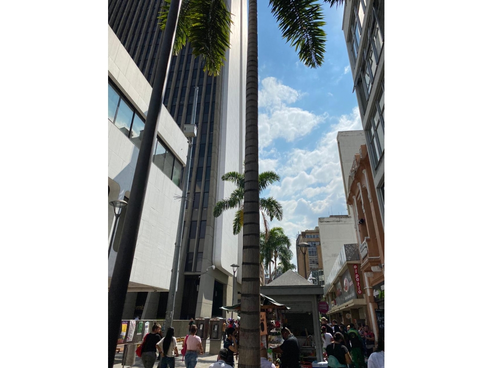OFICINA EN VENTA CENTRO ,MEDELLIN - 1
