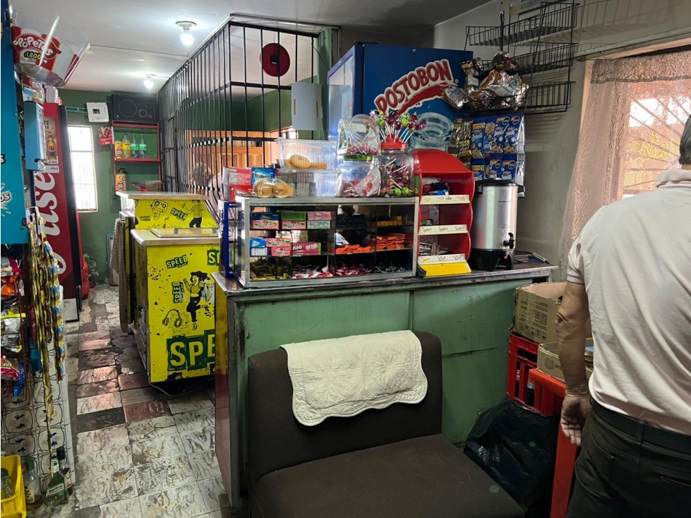 BAJO DE PRECIO! LOCAL EN VENTA MANRIQUE SAN BLAS , MEDELLIN — foto 5
