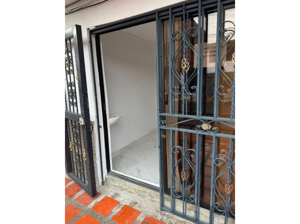 EN VENTA CASA Y LOCAL EN MANRIQUE, MEDELLIN, PISO 1 — foto 5