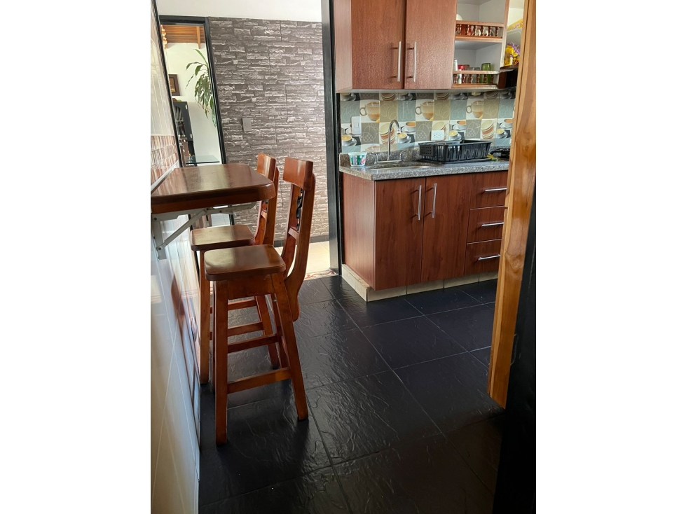 EN VENTA CASA EN BOSTON, MEDELLIN PISO 3 — foto 2