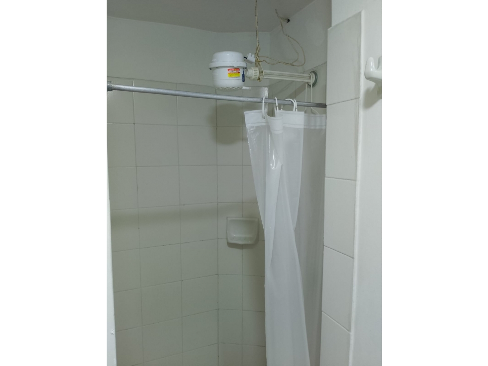 APARTAESTUDIO EN VENTA EN BUENOS AIRES MEDELLIN PISO 4 — foto 5