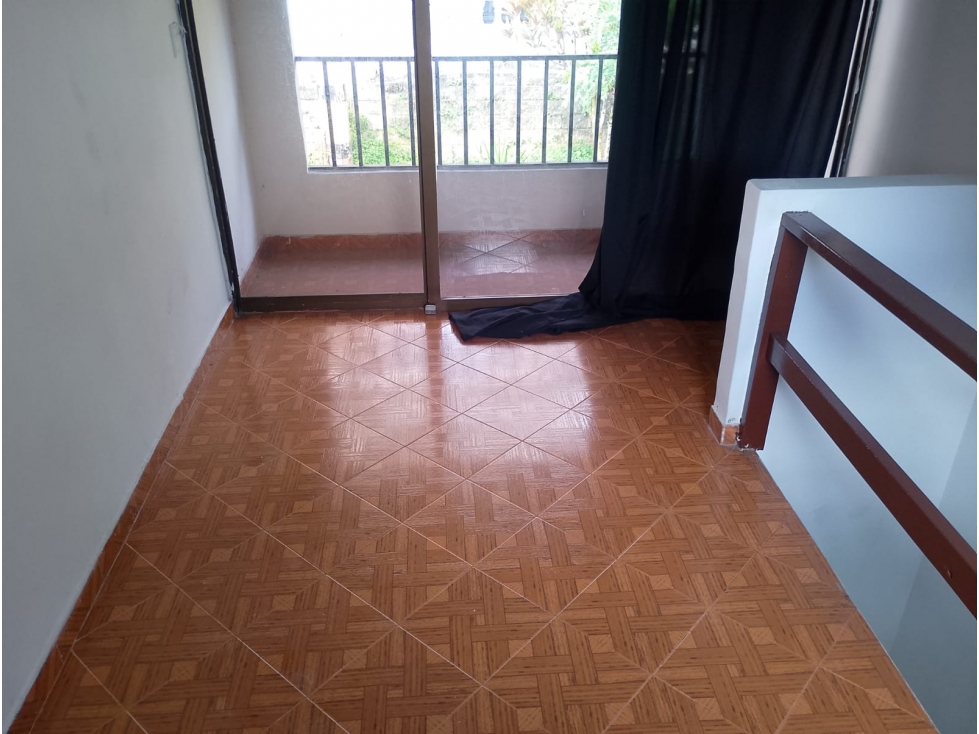 CASA EN VENTA EN SALVADOR MEDELLIN TRES NIVELES — foto 6