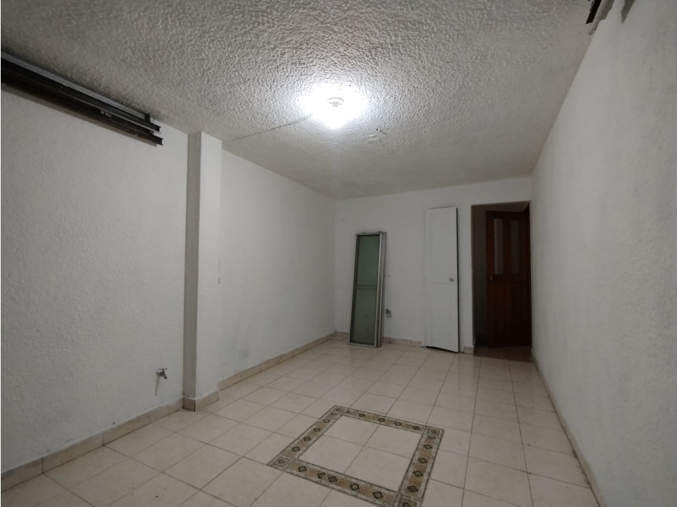 Casa en arriendo en Ferrini Medellín - 3