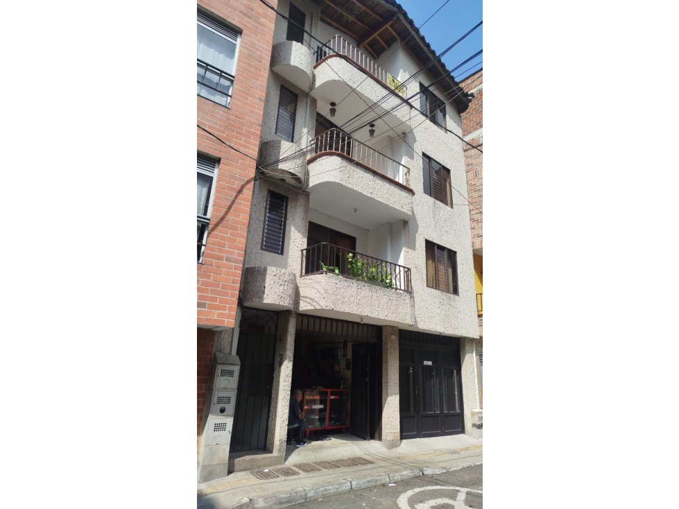 APARTAMENTO EN VENTA EN SABANETA,MEDELLIN PISO 3