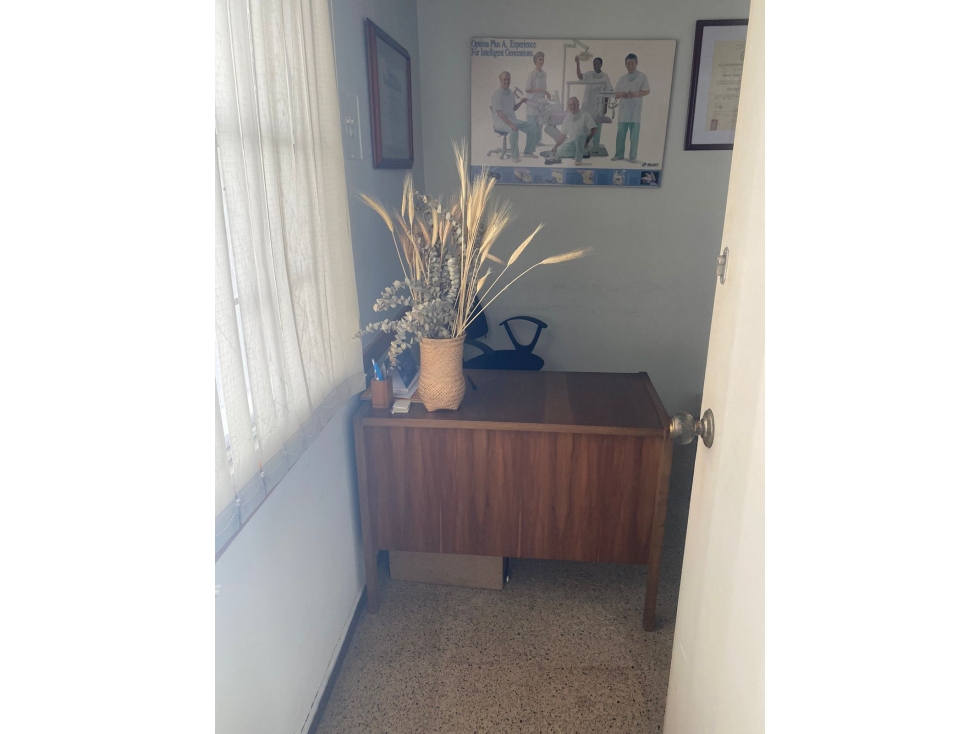 OFICINA EN VENTA CENTRO MEDELLÍN,PISO 2 - 5