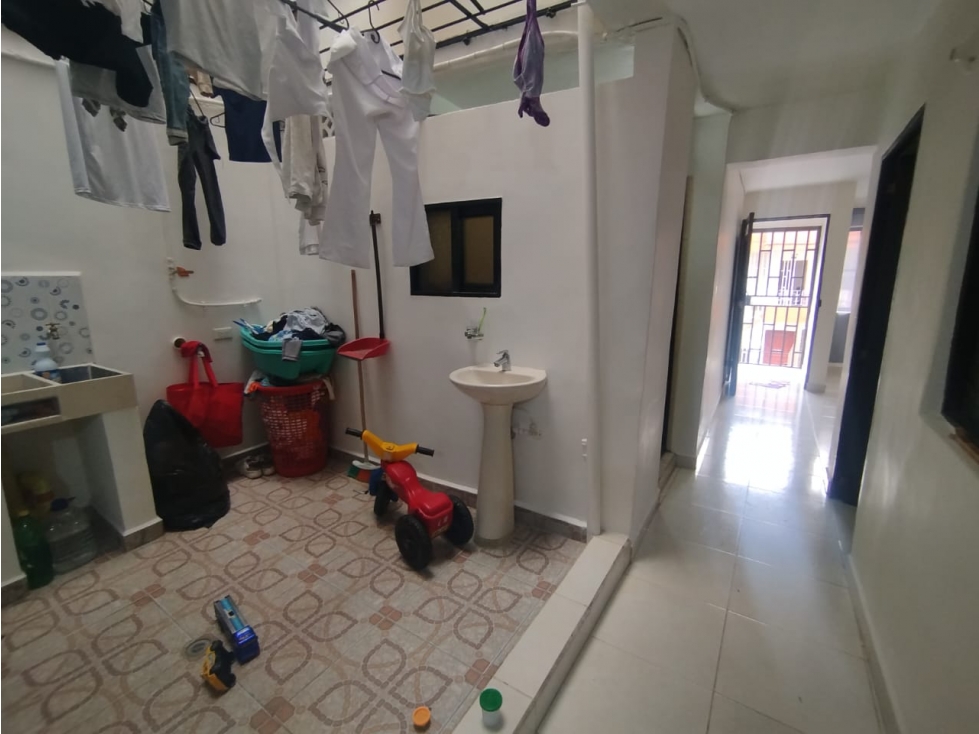 CASA EN VENTA EN MANRIQUE, MEDELLIN. TRES NIVELES — foto 6