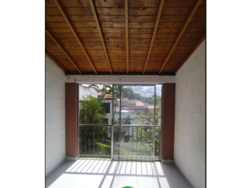 EN VENTA CASA DUPLEX EN BUENOS AIRES, MEDELLIN PISO 1-2 Y TERRAZA — foto 3