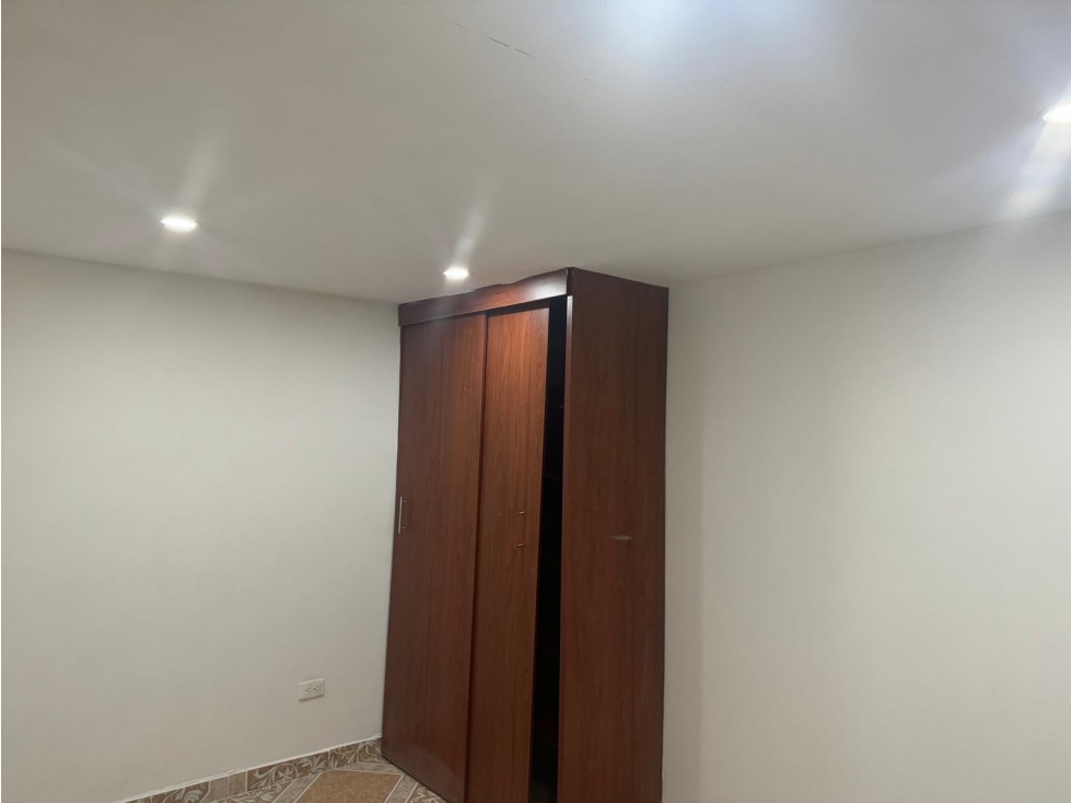 EN VENTA APARTAMENTO DUPLEX EN EL SALVADOR, MEDELLIN PISO 3y 4 — foto 3