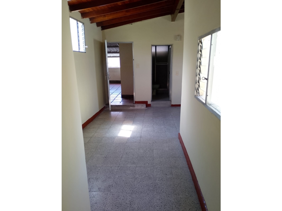 APARTAMENTO EN VENTA EN BUENOS AIRES MEDELLIN. PISO 4 — foto 4
