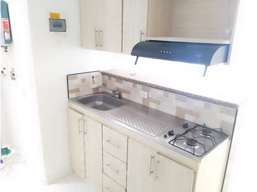 EN VENTA APARTAMENTO EN PRADO CENTRO, MEDELLIN PISO 15 — foto 2