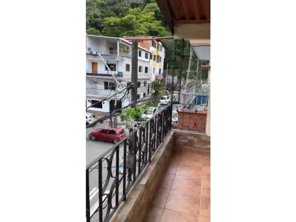 EN VENTA CASA EN EL SALVADOR, MEDELLIN PISO 2-3 — foto 2