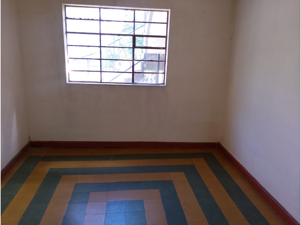 CASA LOTE EN VENTA EN EL SALVADOR MEDELLIN PISO 1 -2 y 3 — foto 3