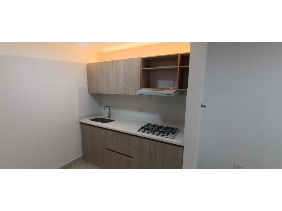 EN VENTA CASA EN MANRIQUE, MEDELLIN PISO 2 — foto 2