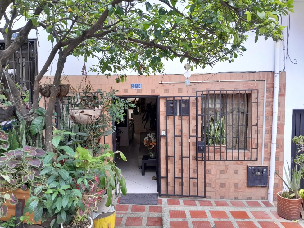 CASA EN VENTA BALCONES DE SEVILLA, ITAGUI, PISO 2