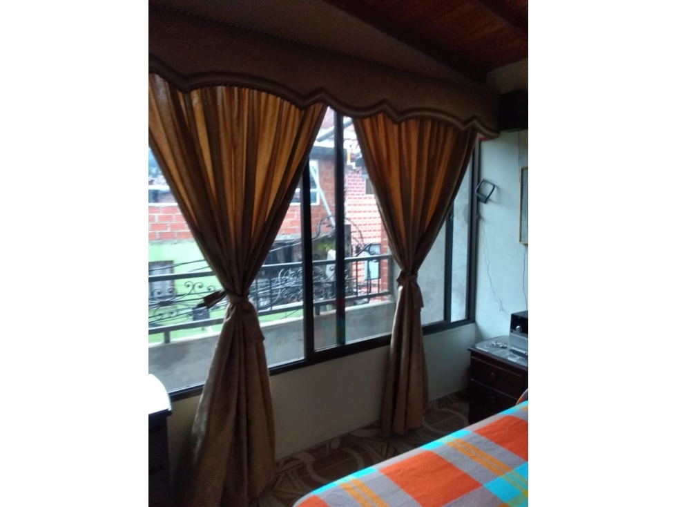 EN VENTA APARTAMENTO EN BUENOS AIRES, MEDELLIN PISO 3 — foto 5