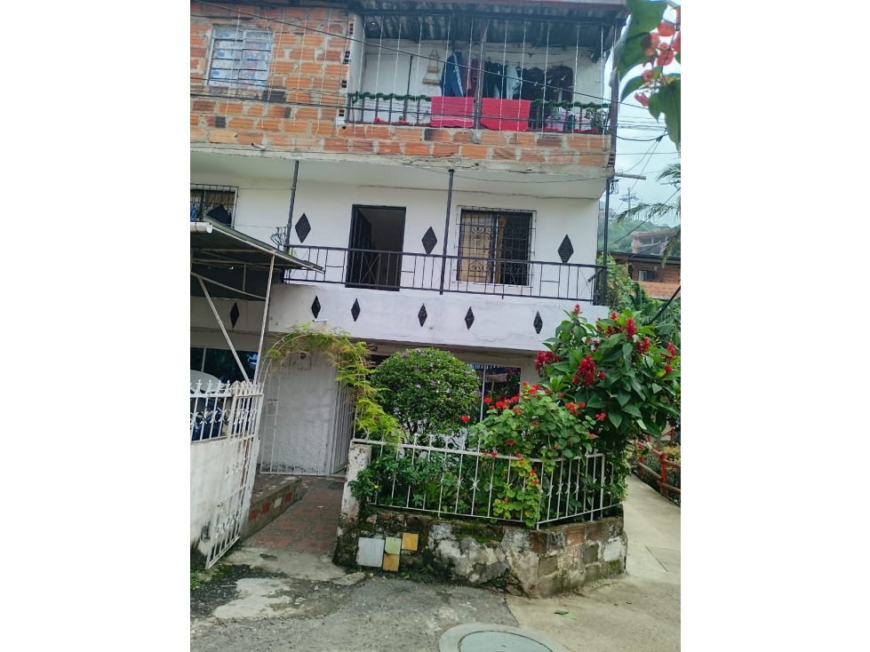 EN VENTA APARTAMENTO EN CAICEDO, MEDELLIN PISO 2