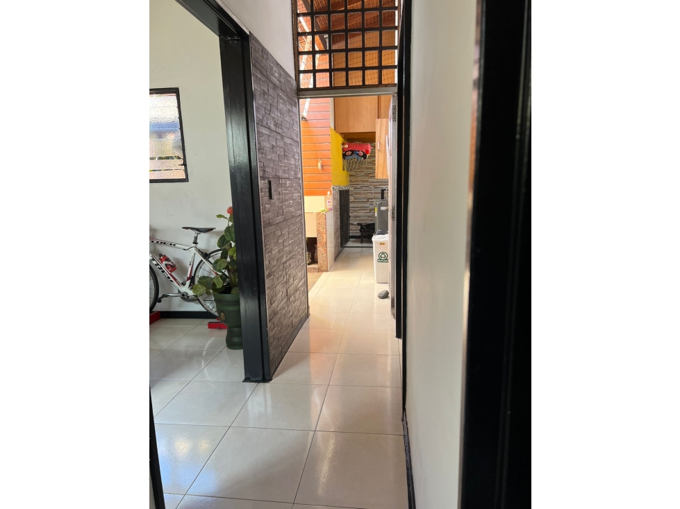 EN VENTA CASA EN BOSTON, MEDELLIN PISO 3 — foto 5