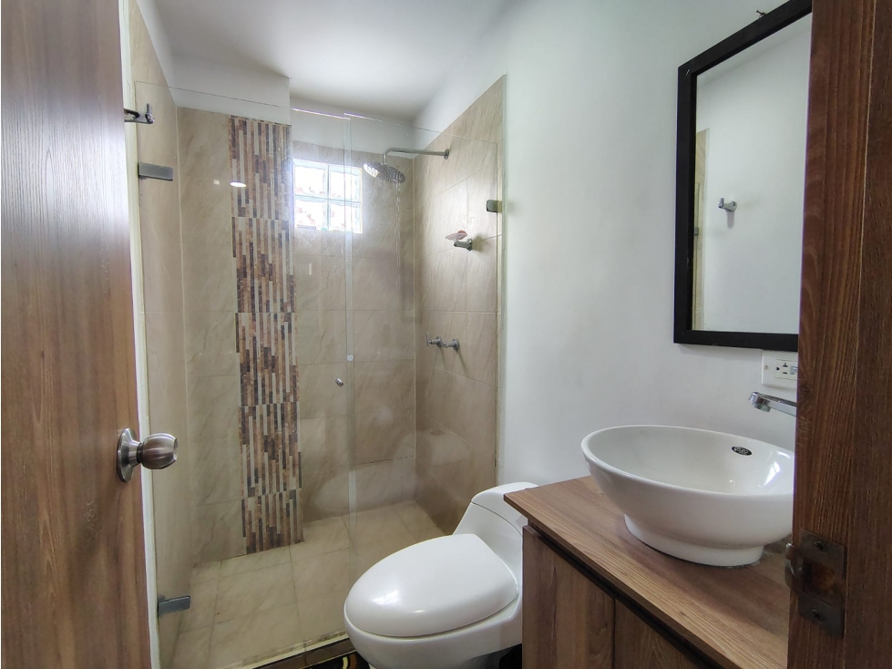 EN VENTA APARTAMENTO EN ITAGUI. ANTIOQUIA PISO 2 — foto 2