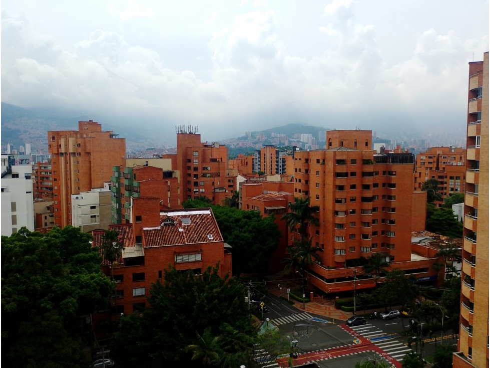 APARTAMENTO EN VENTA EN LAURELES MEDELLIN PÍSO 9